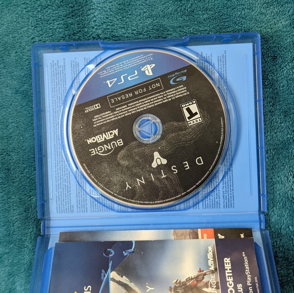 Destiny [PS4] - Picture 2 of 2